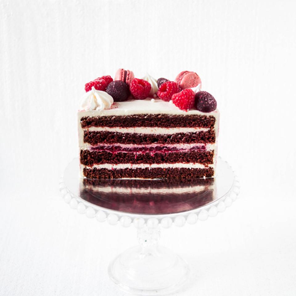 Buy Red velvet cake online home delivery Harringay, Highbury