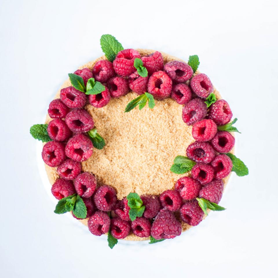Birthday honey caramel cake medovik 6" order online delivered London